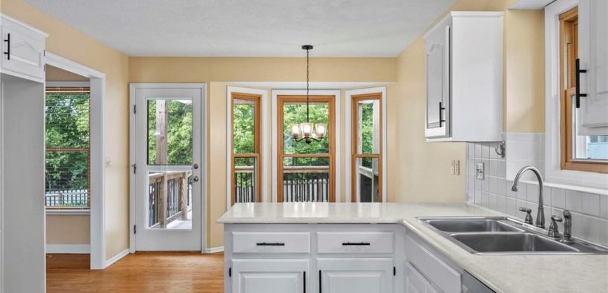 Homes for Sale in Kansas City, MO 64155 | 100 NE 111th Street