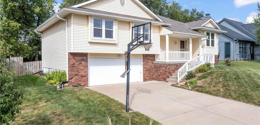 Homes for Sale in Kansas City, MO 64155 | 100 NE 111th Street