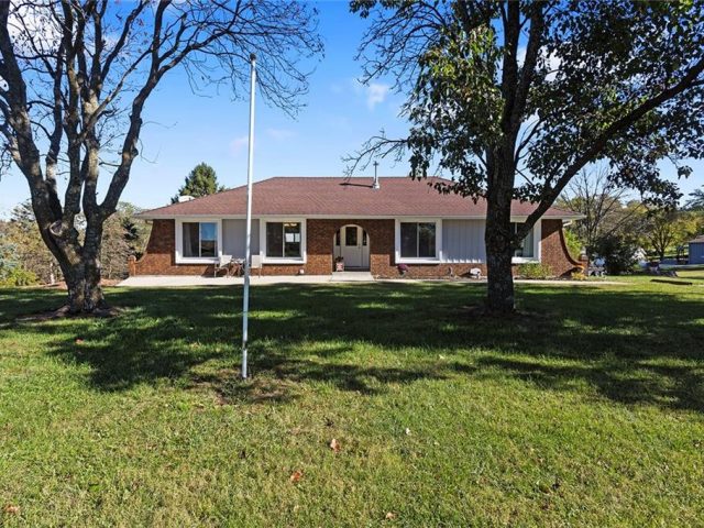 Homes for Sale in Holt, MO 64048 | 16806 NE 180th Street