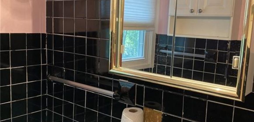 Homes for Sale in Kansas City, MO 64116 | 807 NE 46th Street