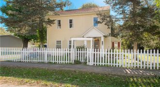 Homes for Sale in Missouri City, MO 64072 | 611  Main Street