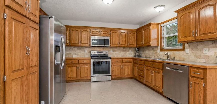 Homes for Sale in Kansas City, MO 64157 | 8002 NE 107th Street