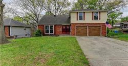 Homes for Sale in Parkville, MO 64152 | 6606 NW Quail Run Drive