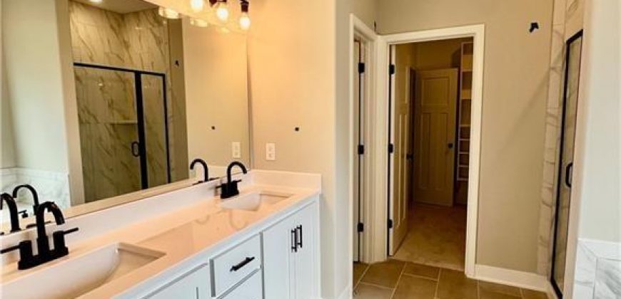 Homes for Sale in Liberty, MO 64068 | 1913  Longview Drive Homes for Sale in Liberty, MO 64068 | 1913  Longview Drive