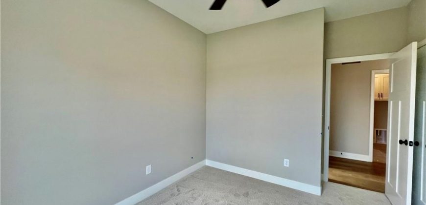 Homes for Sale in Liberty, MO 64068 | 1913  Longview Drive Homes for Sale in Liberty, MO 64068 | 1913  Longview Drive