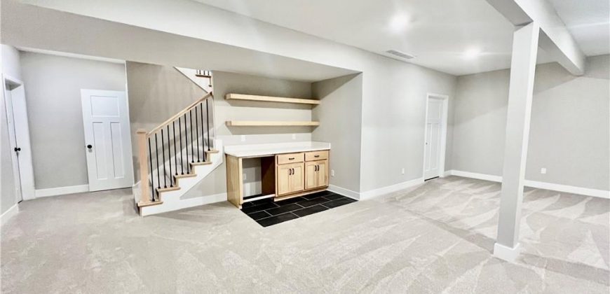 Homes for Sale in Liberty, MO 64068 | 1913  Longview Drive Homes for Sale in Liberty, MO 64068 | 1913  Longview Drive