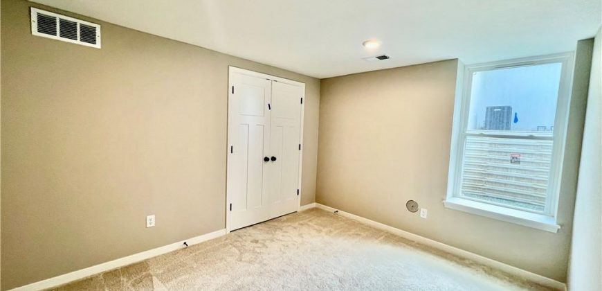 Homes for Sale in Liberty, MO 64068 | 1913  Longview Drive Homes for Sale in Liberty, MO 64068 | 1913  Longview Drive