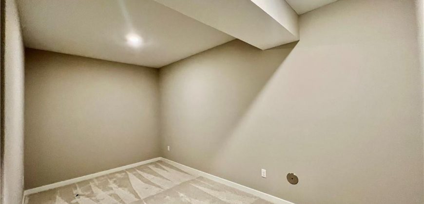 Homes for Sale in Liberty, MO 64068 | 1913  Longview Drive Homes for Sale in Liberty, MO 64068 | 1913  Longview Drive