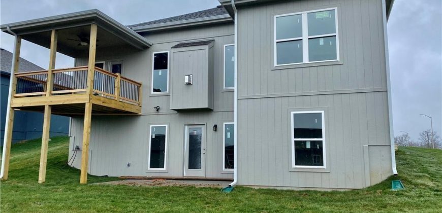 Homes for Sale in Liberty, MO 64068 | 1913  Longview Drive Homes for Sale in Liberty, MO 64068 | 1913  Longview Drive