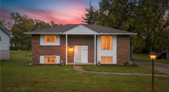 Homes for Sale in Gladstone, MO 64119 | 2903 NE 56th Terrace