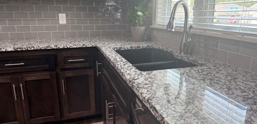 Homes for Sale in Kansas City, MO 64155 | 535 NW 110th Street