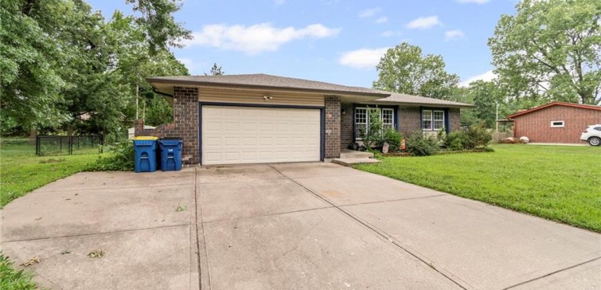 Homes for Sale in Excelsior Springs, MO 64024 | 1009  Miss Belle Street