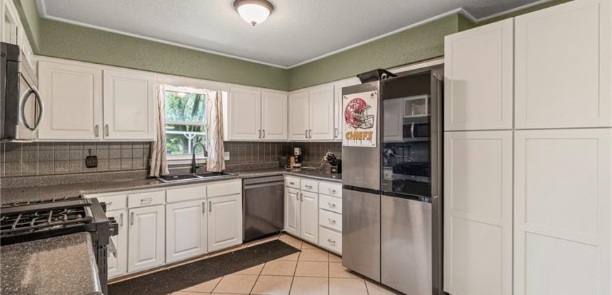 Homes for Sale in Excelsior Springs, MO 64024 | 1009  Miss Belle Street