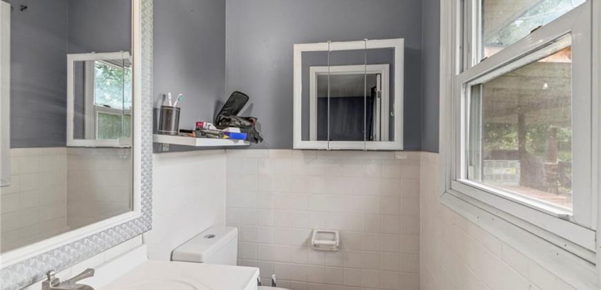 Homes for Sale in Excelsior Springs, MO 64024 | 1009  Miss Belle Street