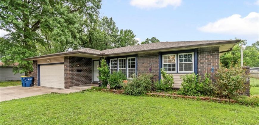 Homes for Sale in Excelsior Springs, MO 64024 | 1009  Miss Belle Street