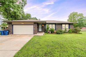 1009--Miss Belle-Street-mls-2564337-image-1