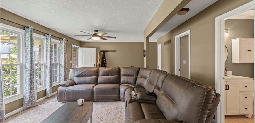 Homes for Sale in Excelsior Springs, MO 64024 | 1009  Miss Belle Street