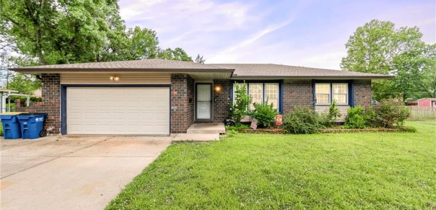 Homes for Sale in Excelsior Springs, MO 64024 | 1009  Miss Belle Street