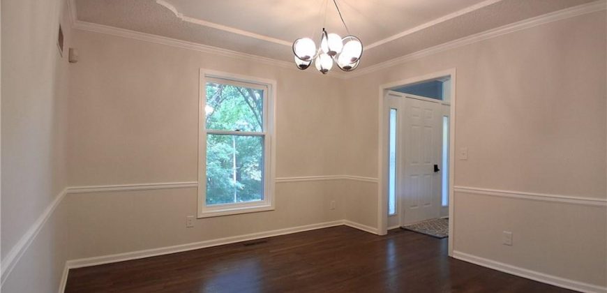 Homes for Sale in Liberty, MO 64068 | 1107  Wildbriar Drive