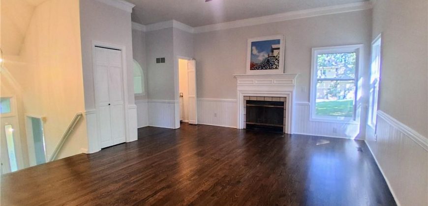 Homes for Sale in Liberty, MO 64068 | 1107  Wildbriar Drive