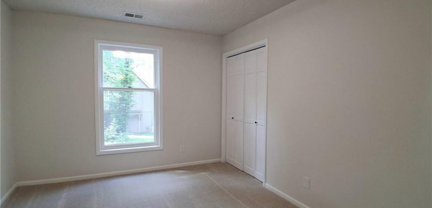 Homes for Sale in Liberty, MO 64068 | 1107  Wildbriar Drive