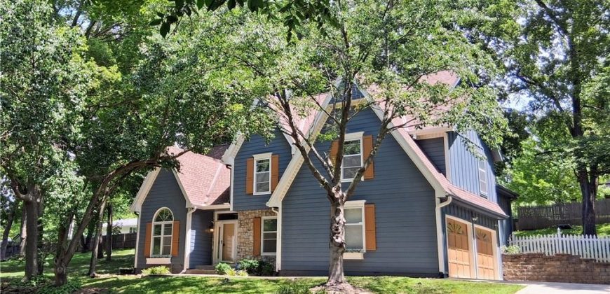 Homes for Sale in Liberty, MO 64068 | 1107  Wildbriar Drive