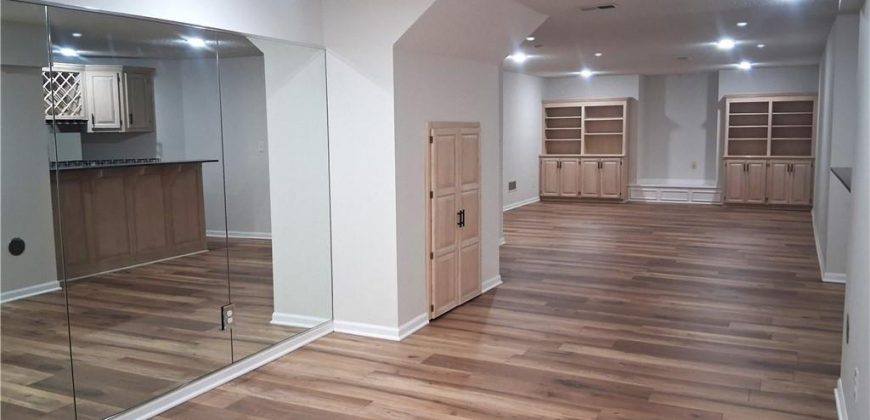 Homes for Sale in Liberty, MO 64068 | 1107  Wildbriar Drive