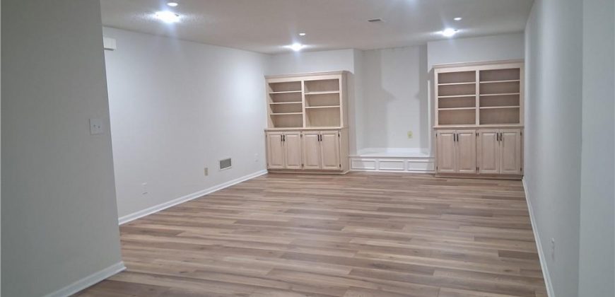 Homes for Sale in Liberty, MO 64068 | 1107  Wildbriar Drive