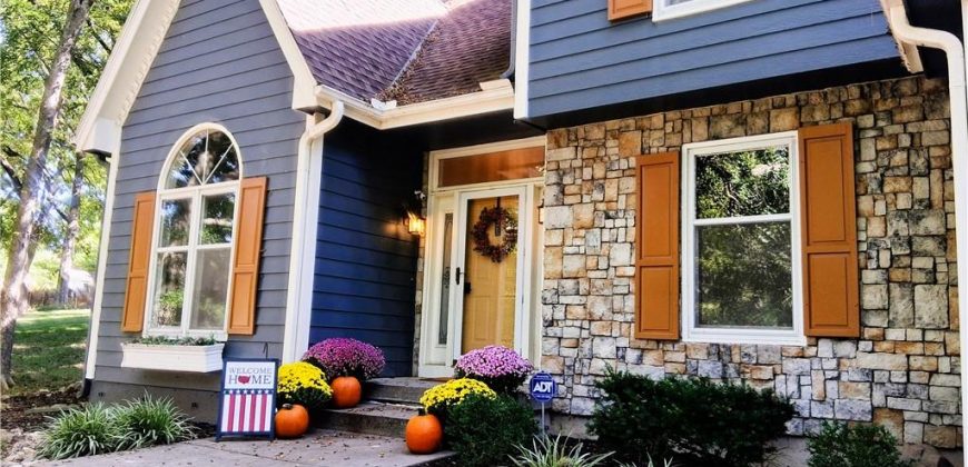 Homes for Sale in Liberty, MO 64068 | 1107  Wildbriar Drive