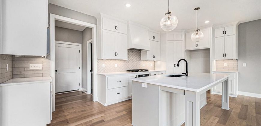 Homes for Sale in Kansas City, MO 64157 | 7613 NE 103rd Terrace