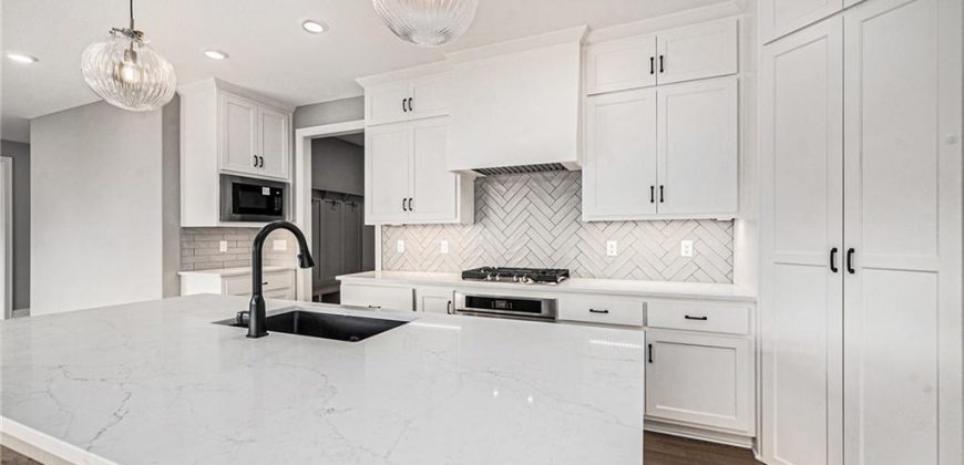 Homes for Sale in Kansas City, MO 64157 | 7613 NE 103rd Terrace