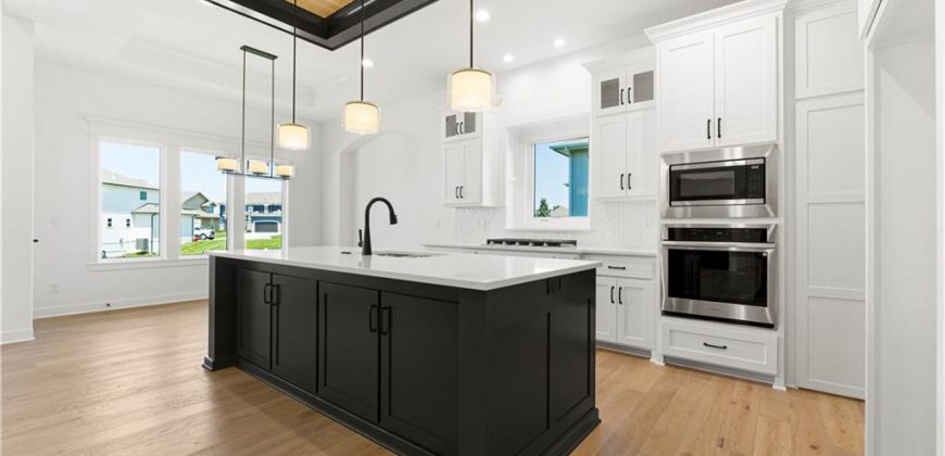 Homes for Sale in Kansas City, MO 64157 | 10332 N Potter Avenue