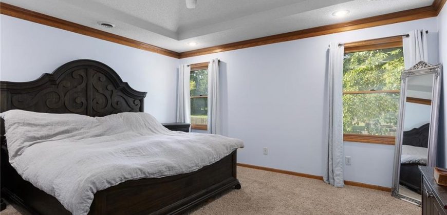 Homes for Sale in Liberty, MO 64068 | 900  White Oak Lane