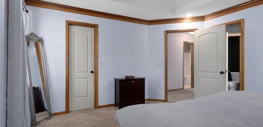 Homes for Sale in Liberty, MO 64068 | 900  White Oak Lane