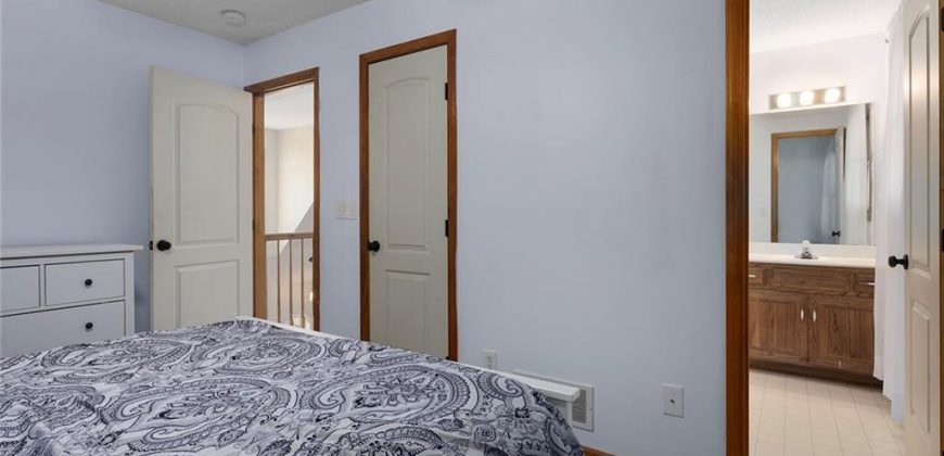 Homes for Sale in Liberty, MO 64068 | 900  White Oak Lane