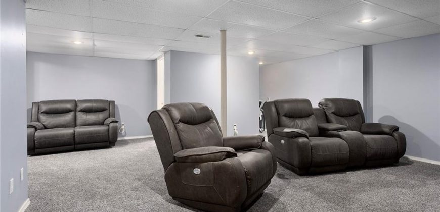 Homes for Sale in Liberty, MO 64068 | 900  White Oak Lane