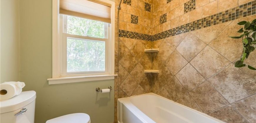 Homes for Sale in Kansas City, MO 64118 | 300 NW 83rd Street