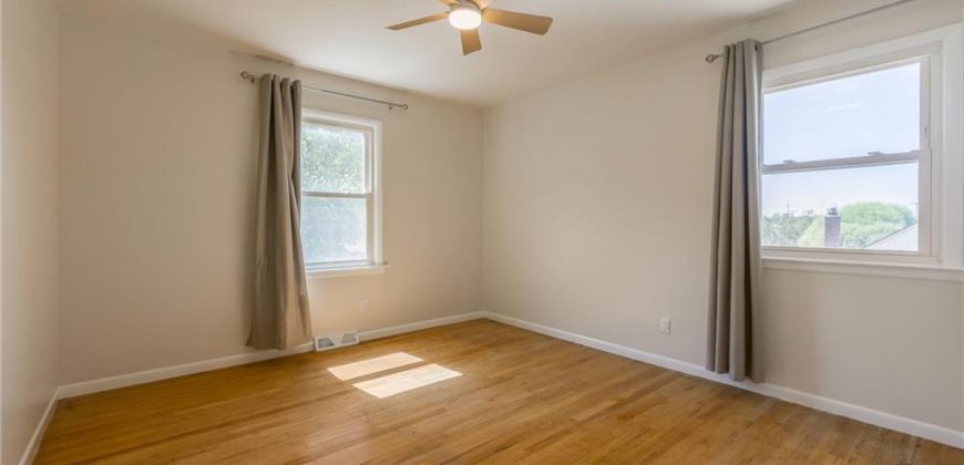 Homes for Sale in Kansas City, MO 64118 | 300 NW 83rd Street