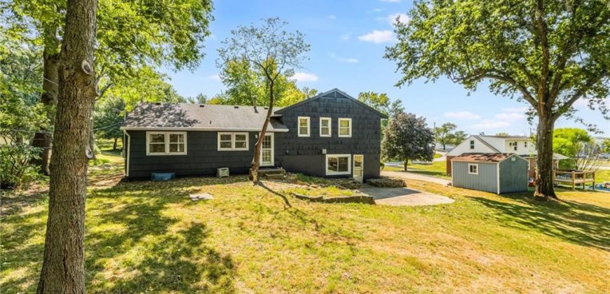 Homes for Sale in Kansas City, MO 64118 | 300 NW 83rd Street