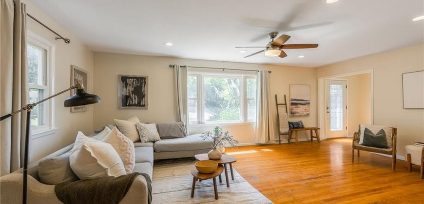 Homes for Sale in Kansas City, MO 64118 | 300 NW 83rd Street