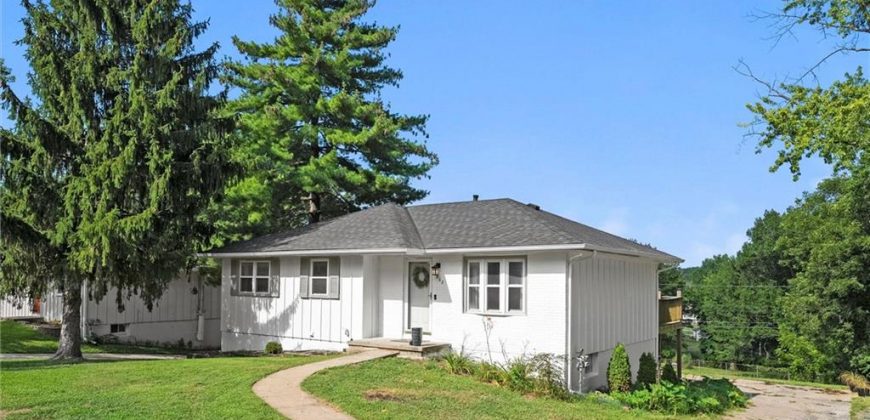 Homes for Sale in Parkville, MO 64152 | 6902 NW Blair Road