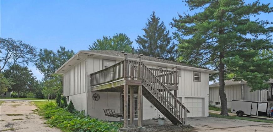 Homes for Sale in Parkville, MO 64152 | 6902 NW Blair Road