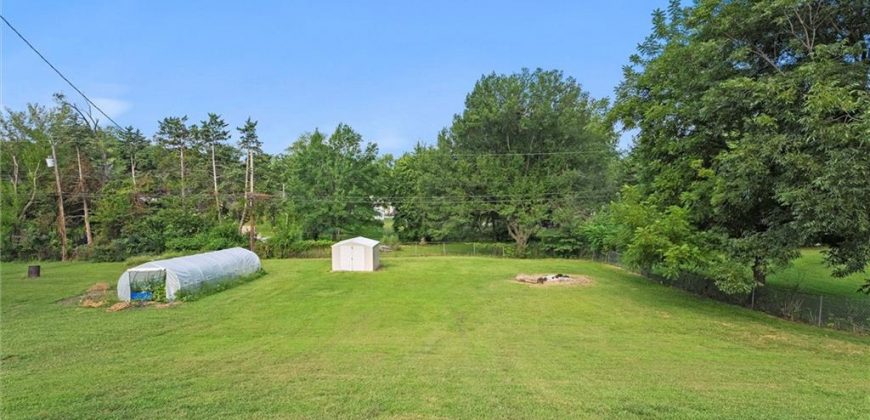 Homes for Sale in Parkville, MO 64152 | 6902 NW Blair Road