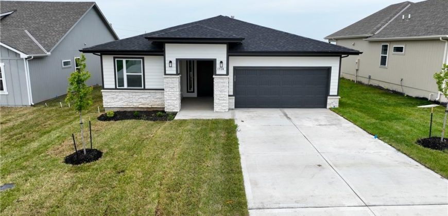 Homes for Sale in Kansas City, MO 64155 | 1716 NW 104th Terrace