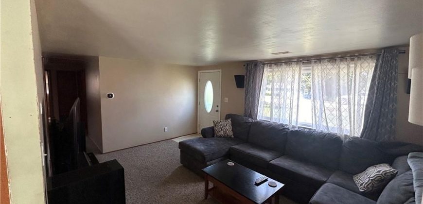 Homes for Sale in Kansas City, MO 64118 | 8105 N SUMMIT Street