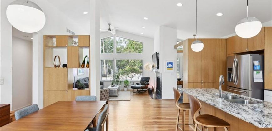 Homes for Sale in Riverside, MO 64150 | 4953 NW High Drive