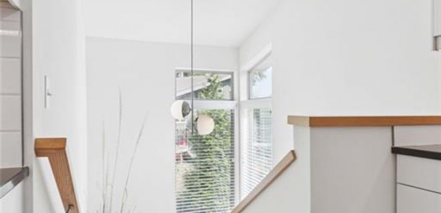 Homes for Sale in Riverside, MO 64150 | 4953 NW High Drive