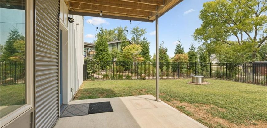 Homes for Sale in Riverside, MO 64150 | 4953 NW High Drive