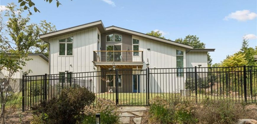 Homes for Sale in Riverside, MO 64150 | 4953 NW High Drive