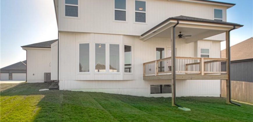 Homes for Sale in Kansas City, MO 64156 | 6010 NE 118th Street